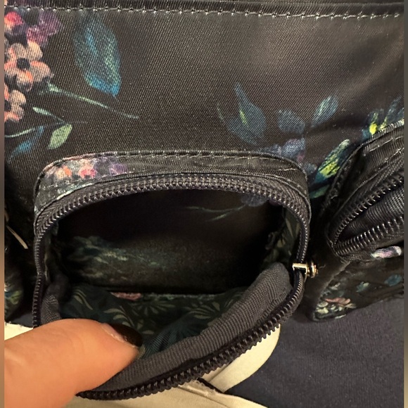 Lug Railcar Crossbody Bag in Bouquet Navy NWT - Picture 11 of 13
